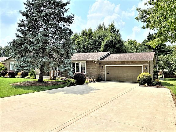 2nd image of 56 Pearl Dr