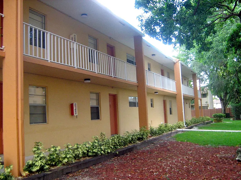 Colonial Village - 7550 Stirling Rd — Photo 64