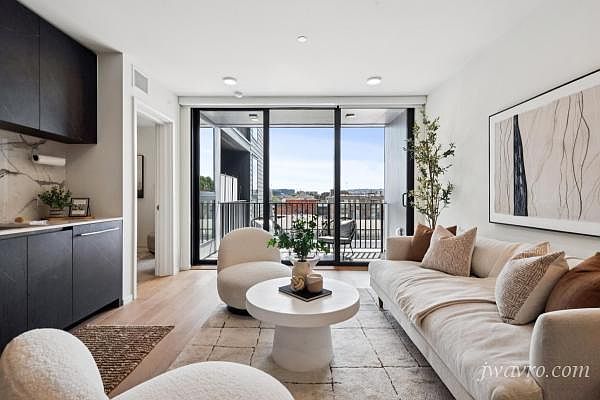 1st image of 230 7th St #604