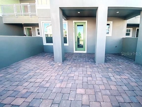 3rd image of 13468 Stoddart Ave