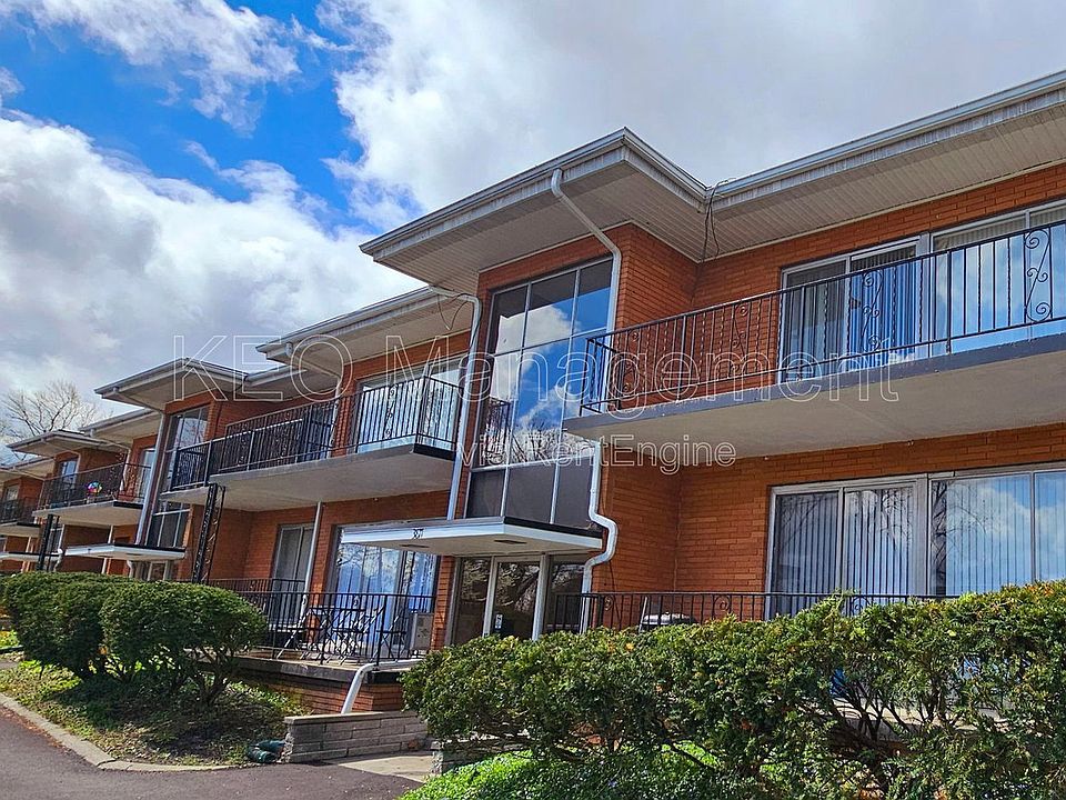 1st image of 3813 Briar Pl APT 11