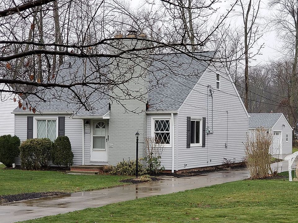 1st image of 24353 Hedgewood Ave