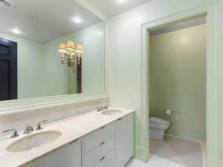 20 Beacon St #4 — Photo 15