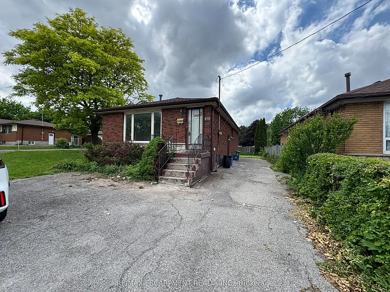 928 Upper Gage Ave — Photo 16