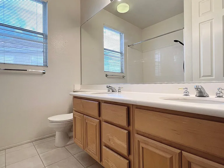 12214 Candy Rose Ct — Photo 27