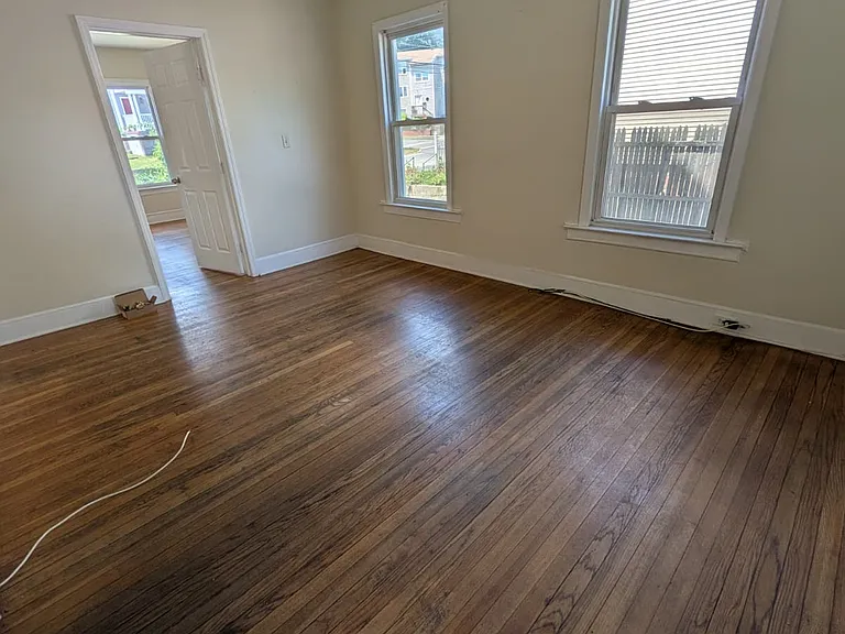 86 Main St #1 — Photo 8