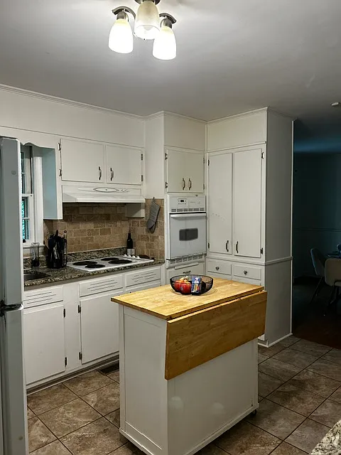 3 bed, 1188 sqft, $2,300 — Photo 4