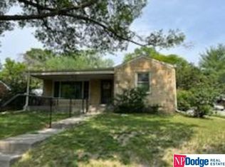 2444 S 33rd St, Lincoln, NE 68506