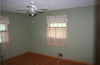 5th image of 8514 Woodson Dr