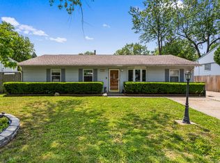 2503 Maplewood Dr, Champaign, IL 61821