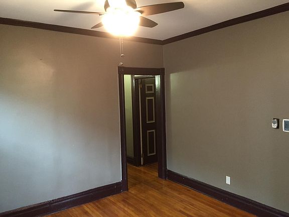 3rd image of 874 Van Duzer St #2