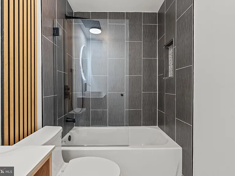 29 Hinsdale Ln — Photo 28