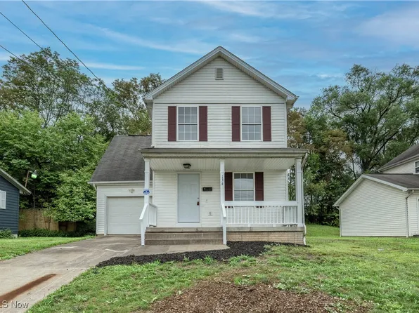 134 Chambers St, Campbell, OH 44405