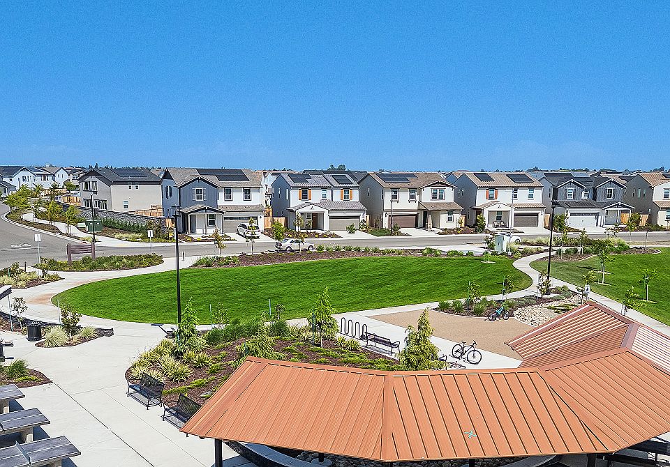 The Trails Aerial Streetview 3of3