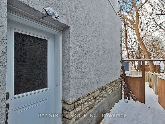 2nd image of 390 Roehampton Ave #Basement