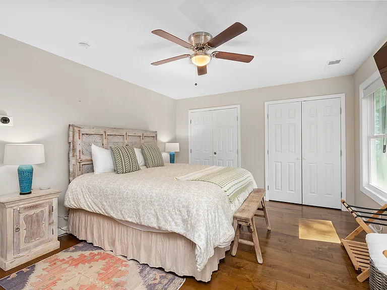 405 Little Sycamore Ln — Photo 12