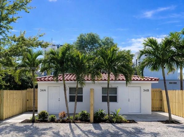 34 SE 1st Ave APT B