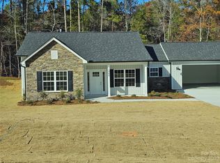 1989 Hollybrook Ln, Lancaster, SC 29720