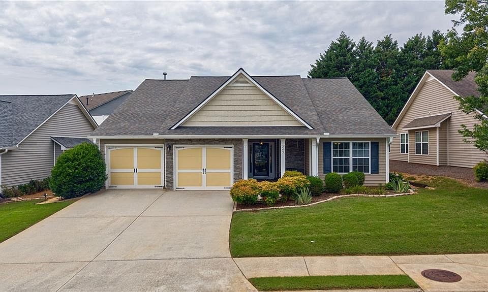 1st image of 245 Memory Ln