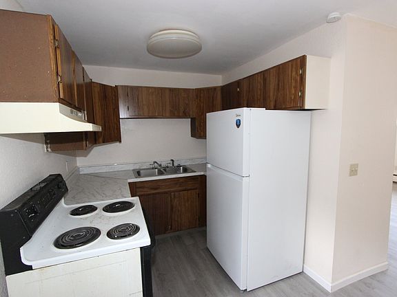 3rd image of 5308 Arctic Blvd Unit 4