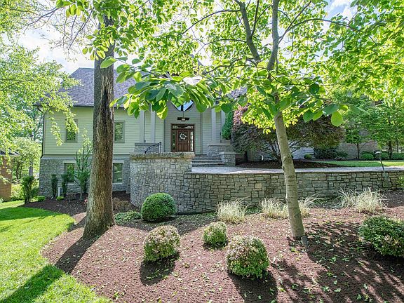 2nd image of 3209 Honeyhill Ln