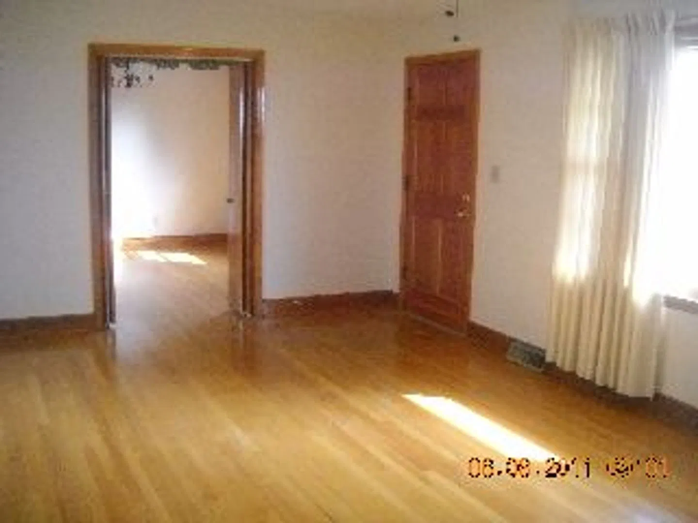 One Level House with Unfinished Basement — Photo 4