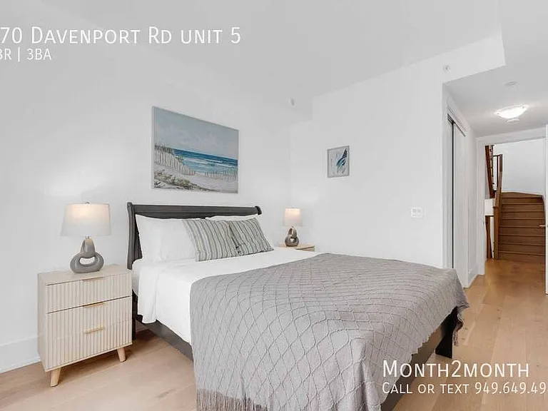 270 Davenport Rd #5 — Photo 21