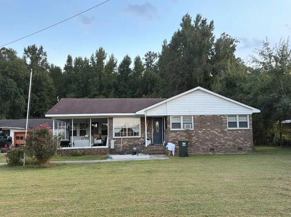 353 Riggstown Rd, Pollocksville, NC 28573