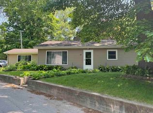 401 Kings Ct, Winona Lake, IN 46590