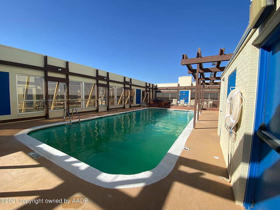 2nd image of 2028 S Austin St APT 403