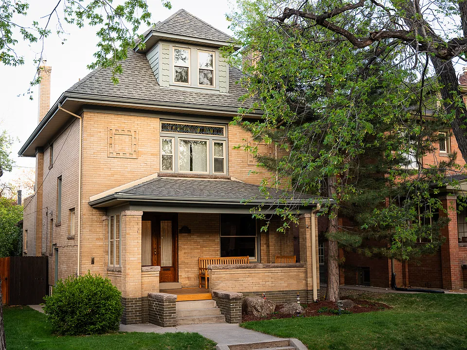 1330 Milwaukee St