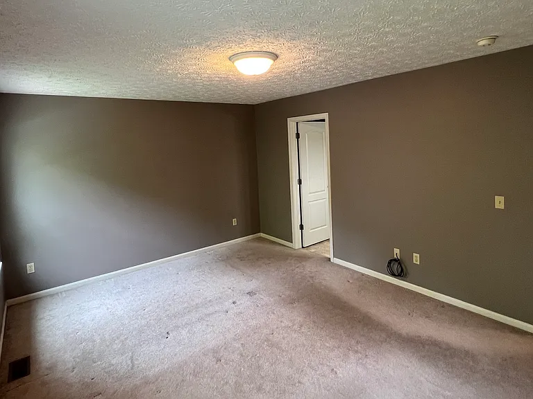 2494 Cedar Creek Ln — Photo 24