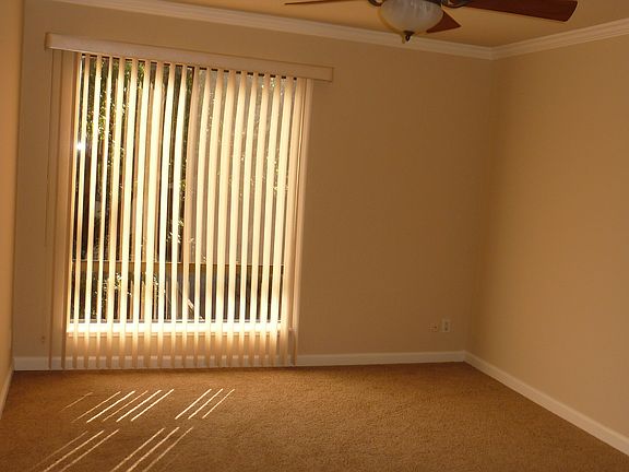 5th image of 310 N Civic Dr APT 417