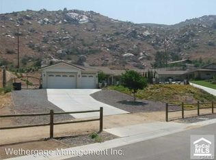 2743 Walking Horse Ranch Dr, Norco, CA 92860
