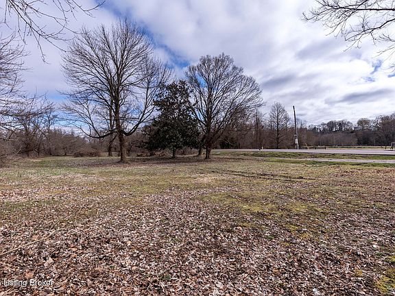 3rd image of 5225 River Rd