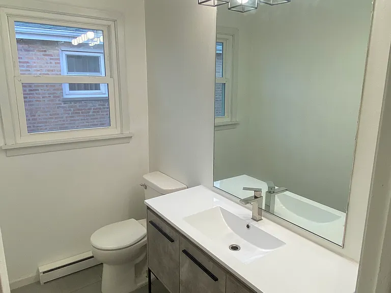 439 Madison Ave #2 — Photo 5