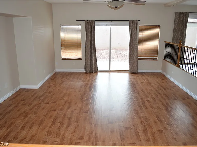914 Socorro Song Ln — Photo 6