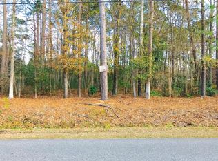 121 Wilson Dr, Summerville, SC 29483
