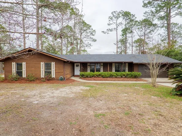 2236 Oakgrove Cir, Valdosta, GA 31602