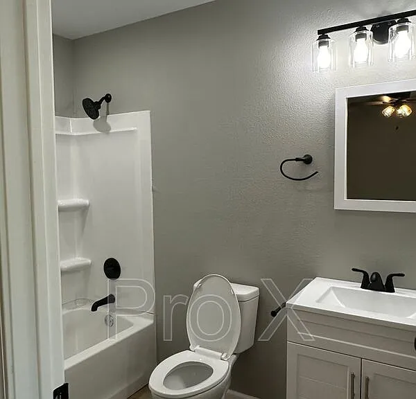 122 S Pearl Ave — Photo 10