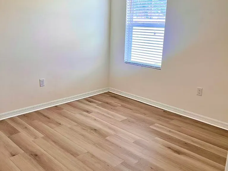 2730 Deep Creek Ave — Photo 11