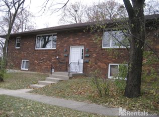 925 24th St, Rockford, IL 61108