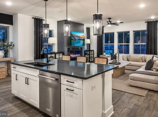 609 America Dr, Horsham, PA 19044