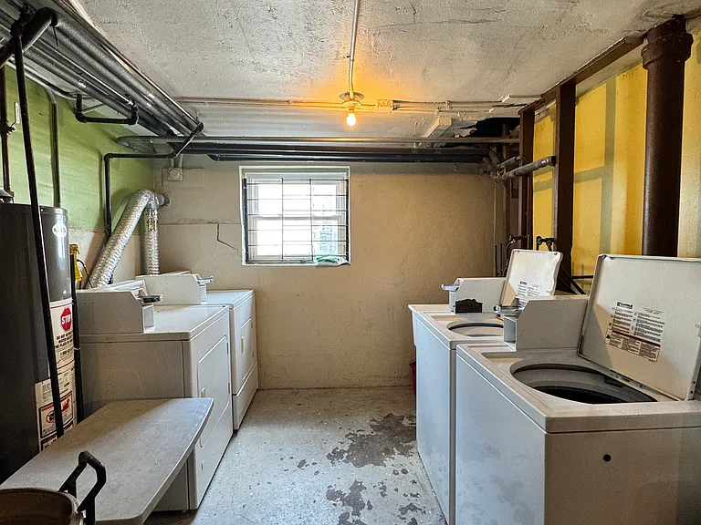 1506 W Hollywood Ave #2 — Photo 16