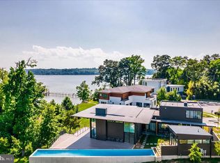 9433 Ferry Landing Ct, Alexandria, VA 22309