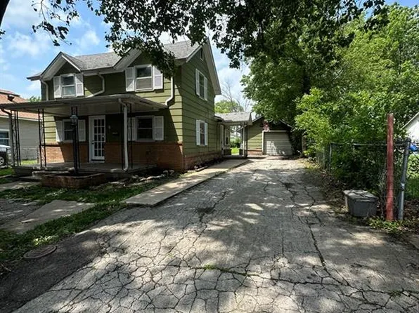 8 W Campbell St, Iola, KS 66749
