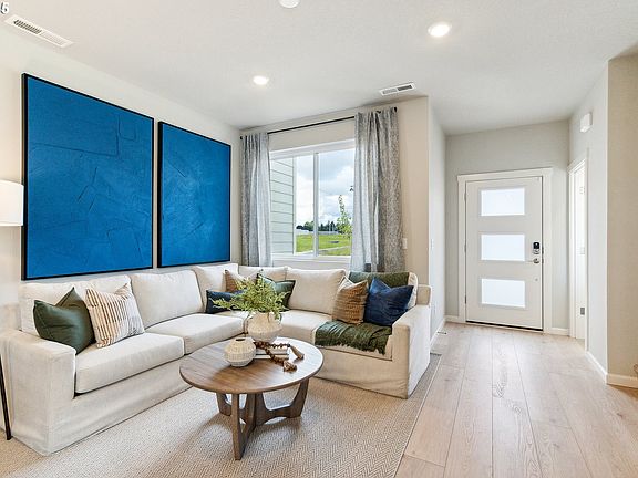 4th image of 8096 SE Crescent Dr