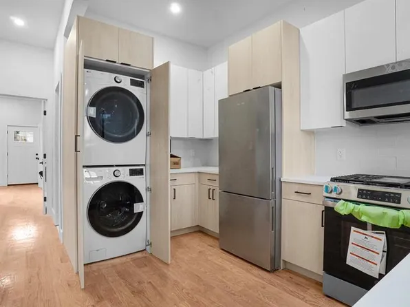 3239 Tierney Place image 8 of 30