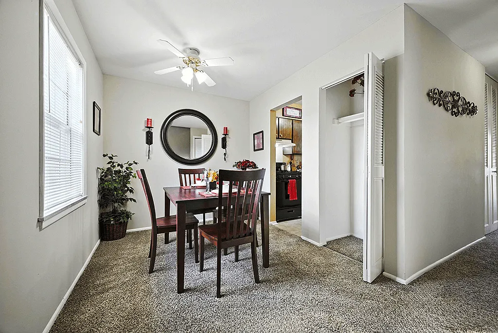 Ashton Pointe — Photo 4