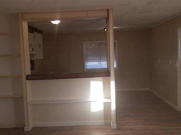3rd image of 102 S Ironwood Dr Lot 4